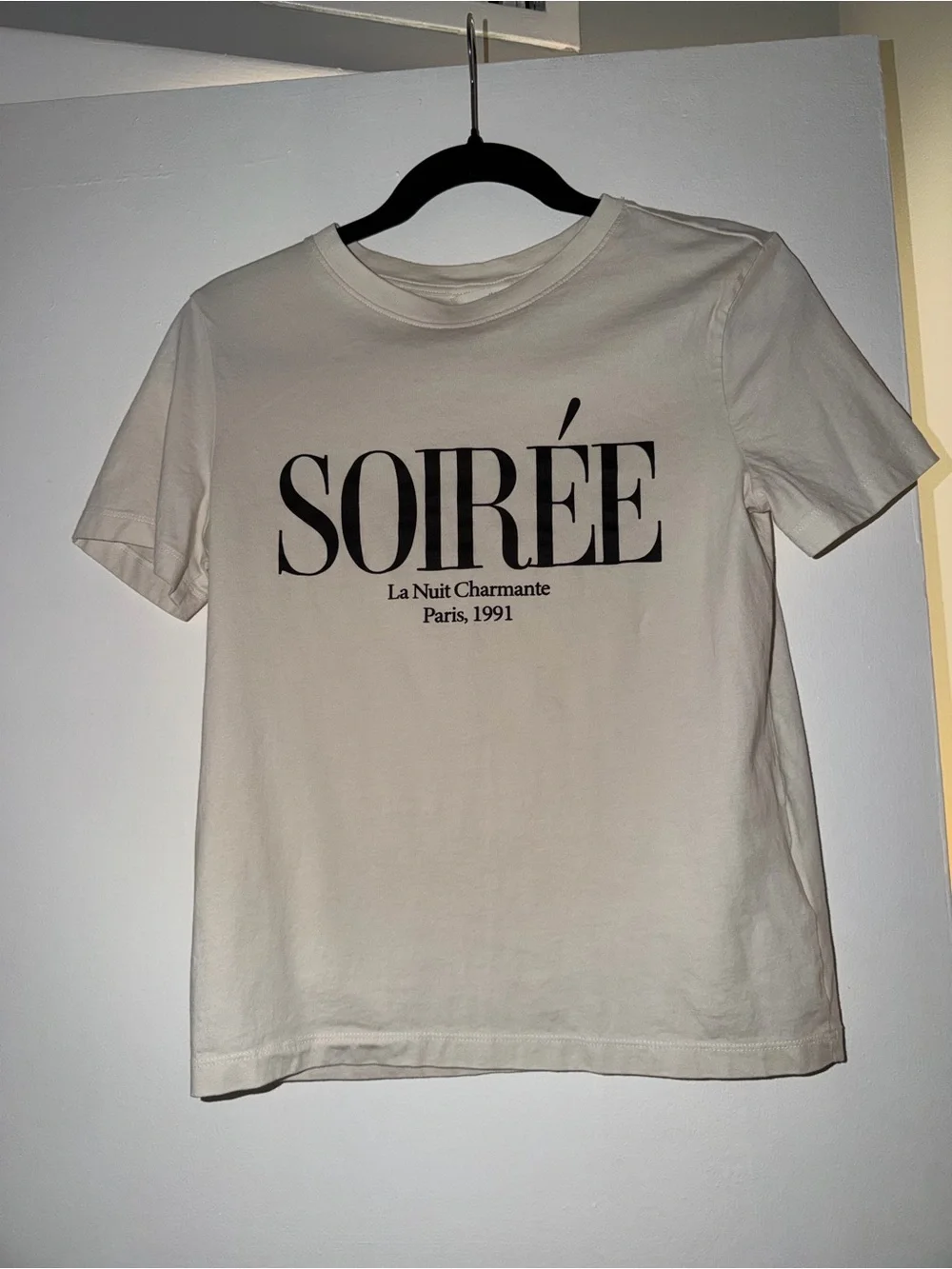 H&M Cream Soirée Graphic Short Sleeve Tee